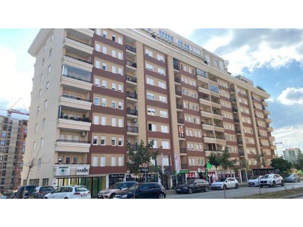 Appartement à louer pour bureau sur la rue c, Prishtinë