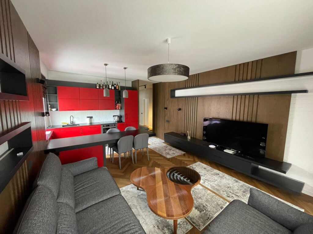 Luxury apartment for rent on rruga c