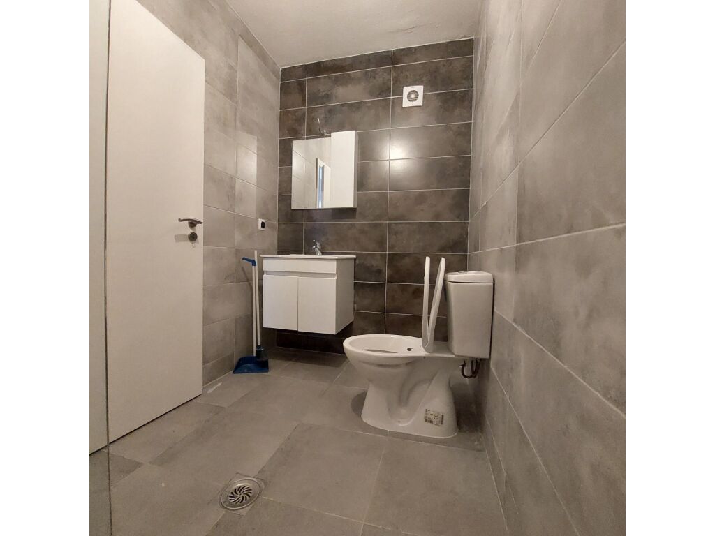Novo apartamento para alugar no bairro eliza, Fushë Kosovë