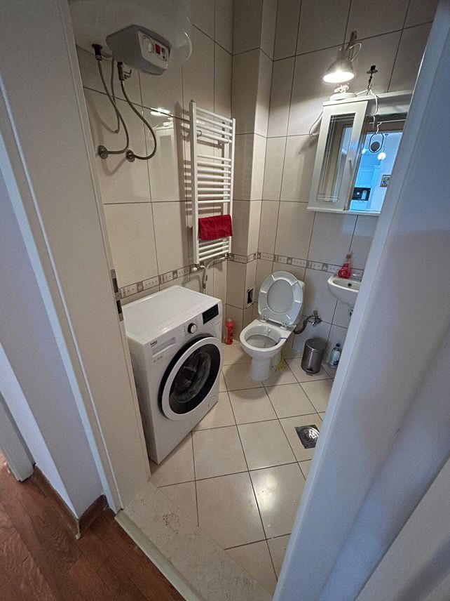 Apartamento en alquiler en el barrio dragodan, Pristina - 137m² (2)