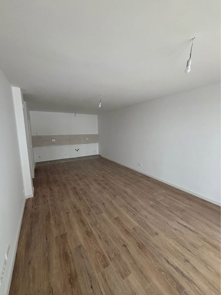 Apartamento à venda no bairro kodrina (2)