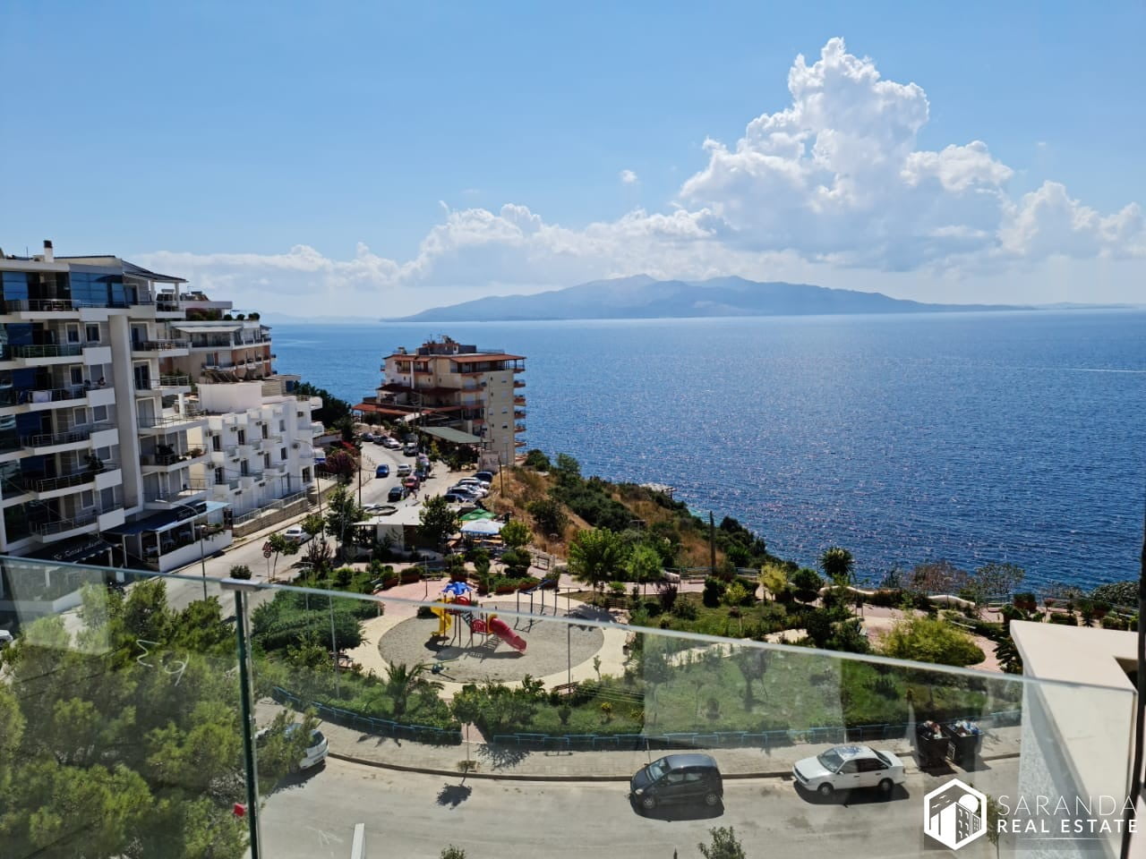 Apartamentos modernos de luxo à beira-mar à venda em Saranda