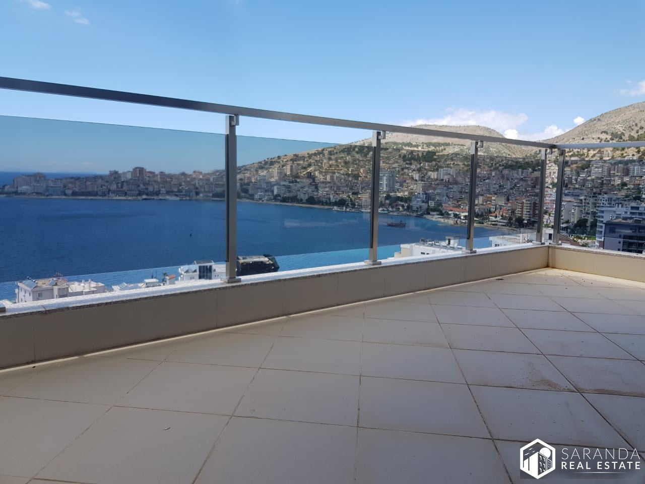 Saranda albania real estate for sale - luxury beach apartment