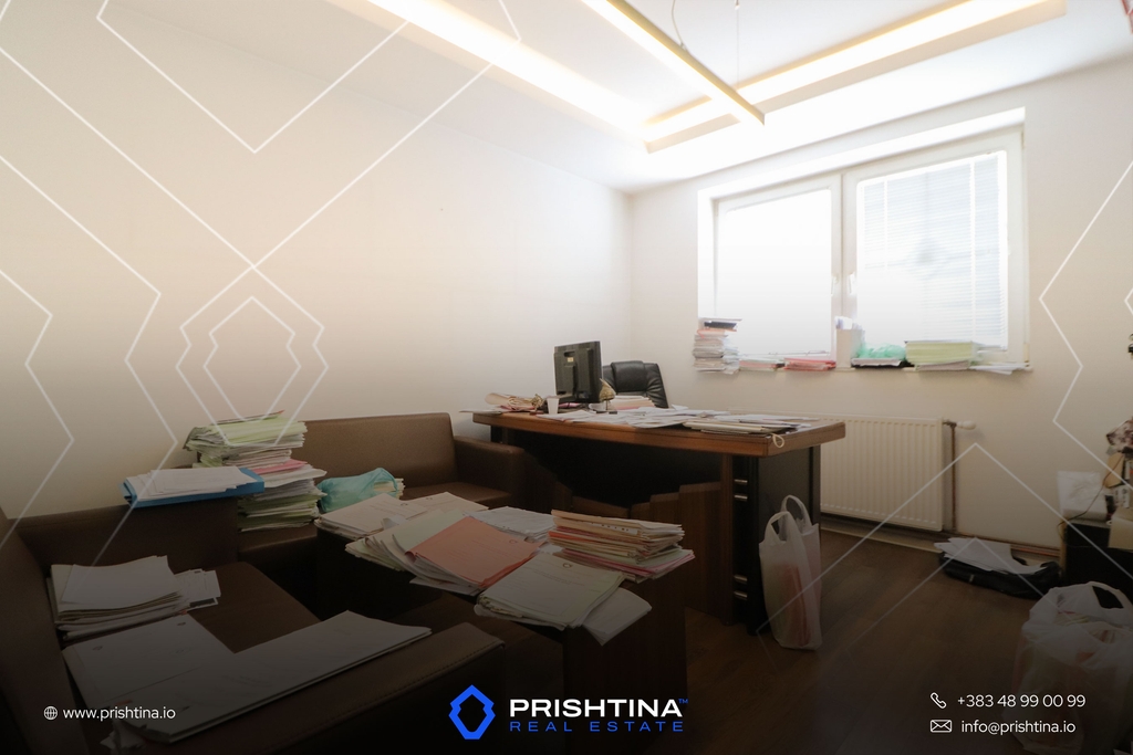Lokal me qira 70m² në Lakrishtë