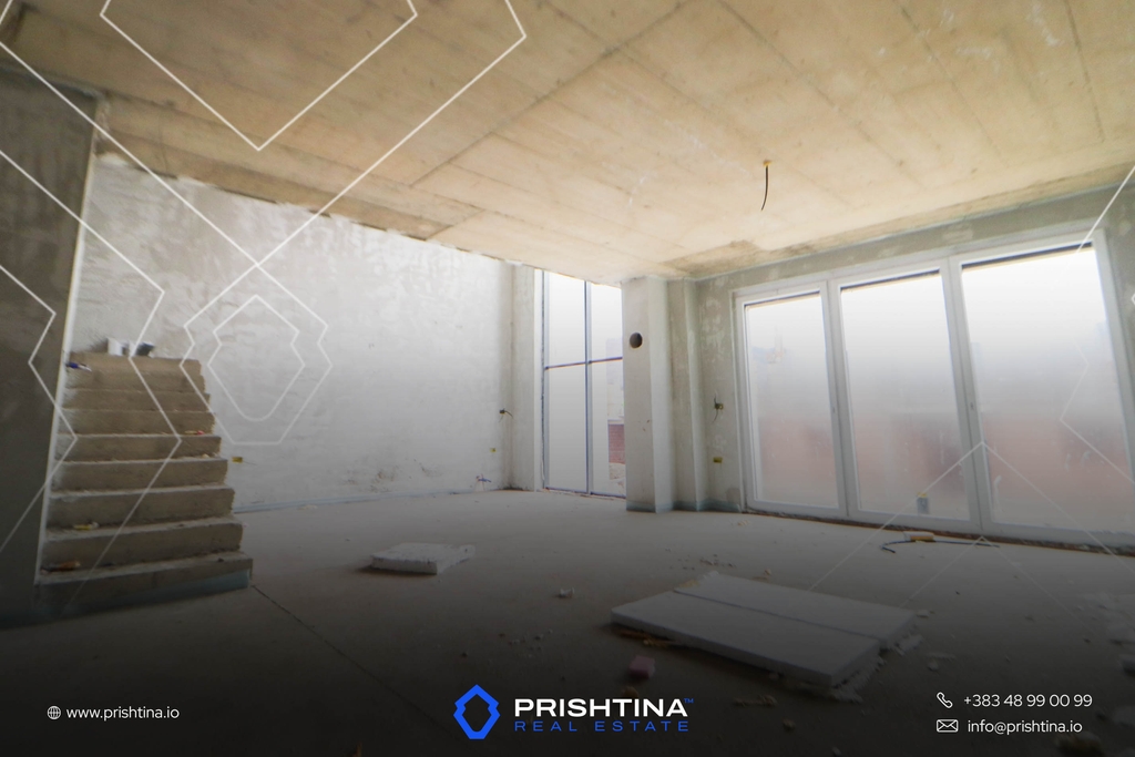 Casa à venda 323m² em gërmi (2)