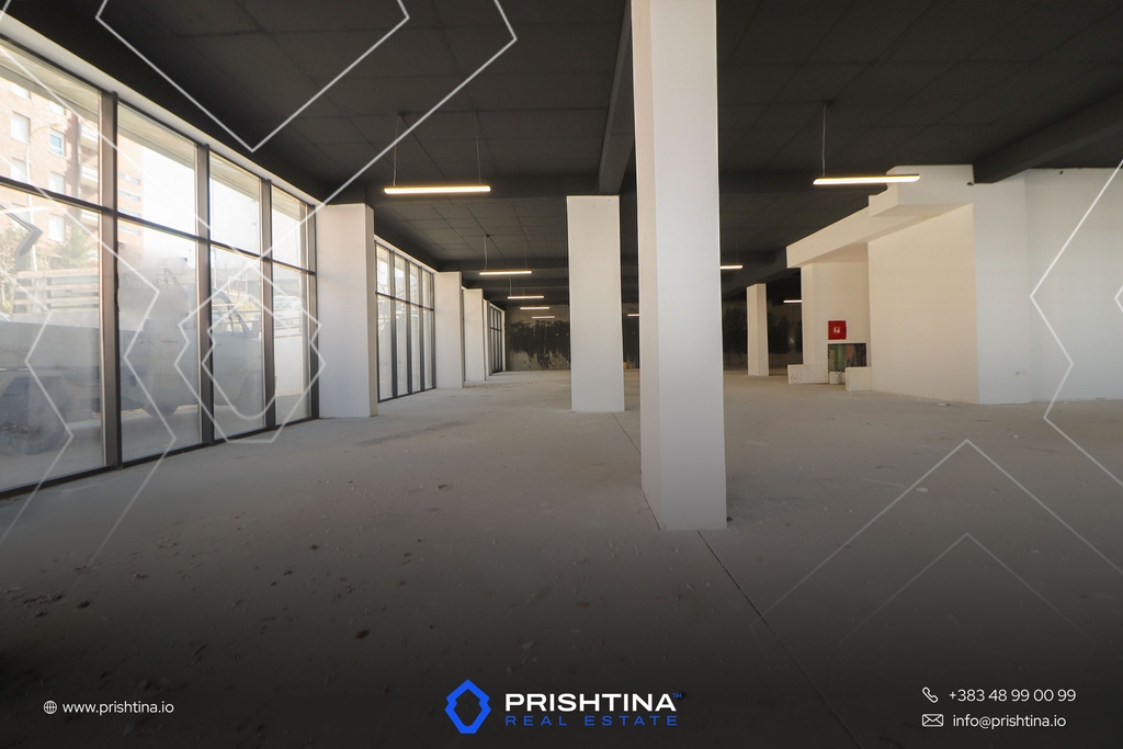 Commercial space for sale 1420m² in emshir/Kalabri (2)