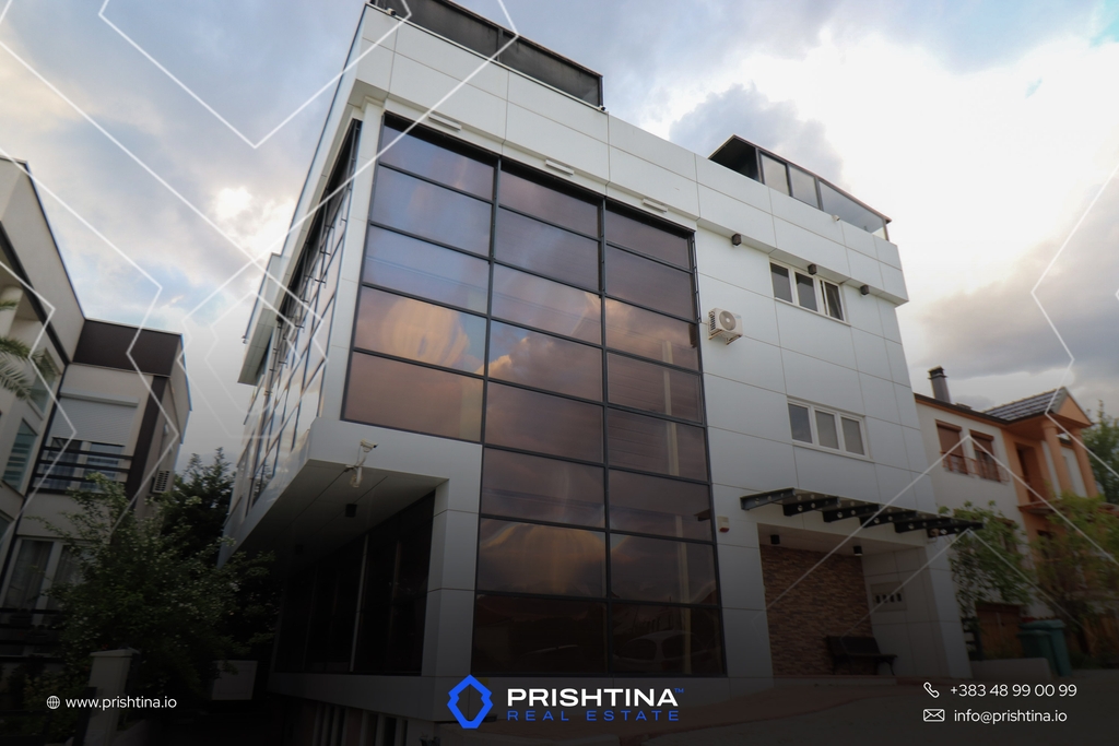 Property for sale 700m² in new Prishtina