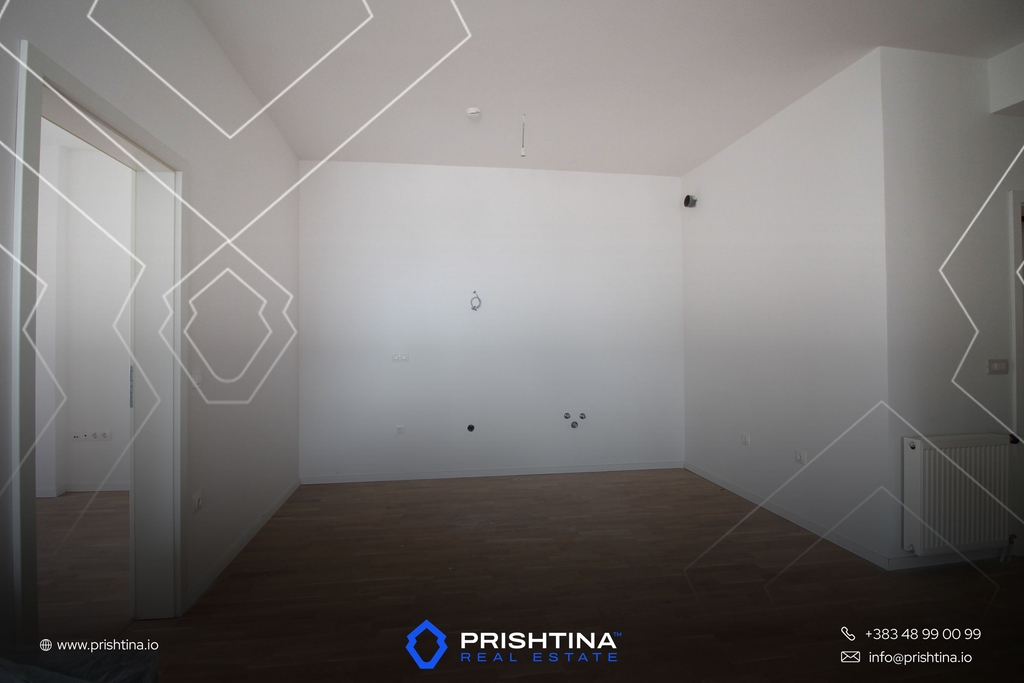 Apartment for rent 95m² in Lakrishtë (2)