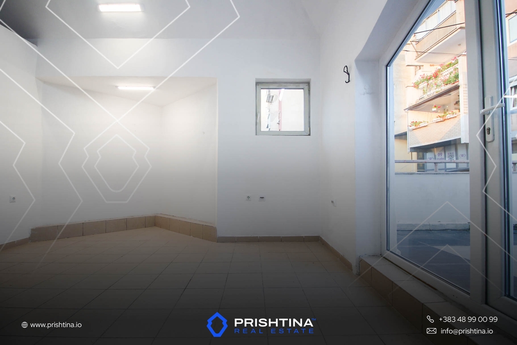 Espaço comercial para alugar 32,8m² em Lakrishte (2)