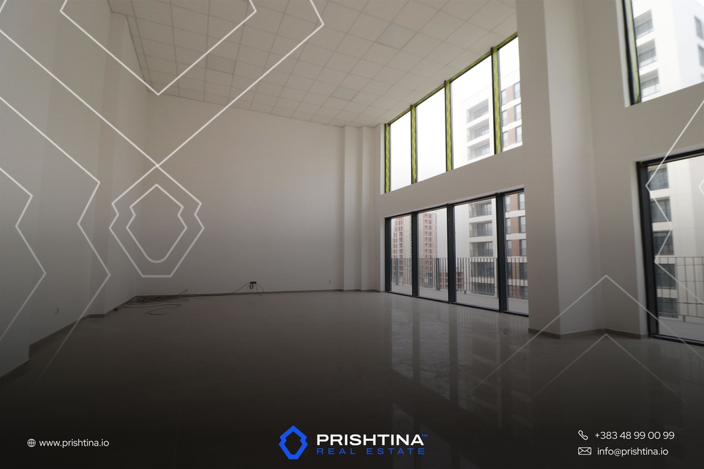 Espaço comercial para alugar 130m² em Veternik (6)
