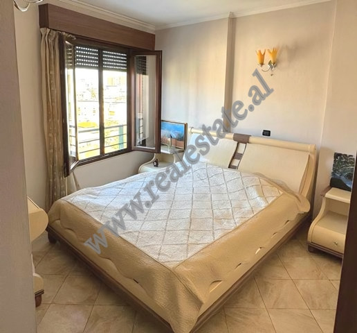 Zwei-zimmer-wohnung zum verkauf in der pjeter budi straße in Tirana, albanien (4)