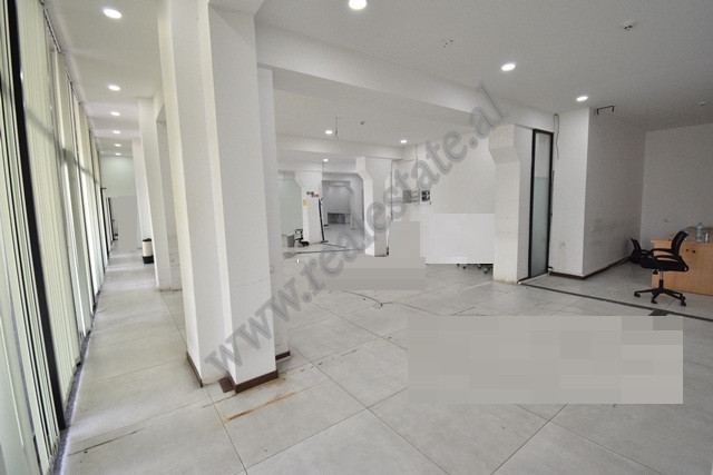 Business space for rent near wilson square in Tirana, albania (4)