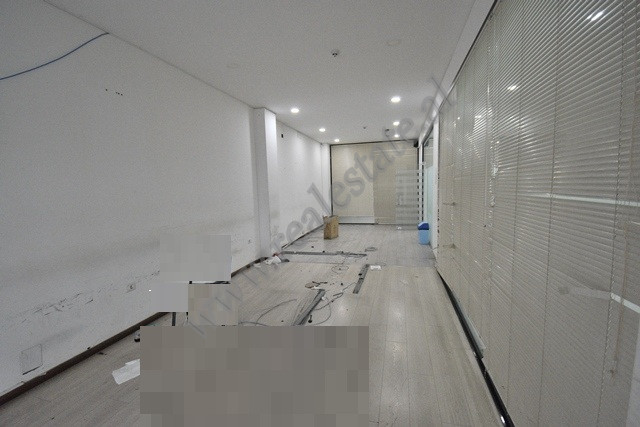 Business space for rent near wilson square in Tirana, albania (7)