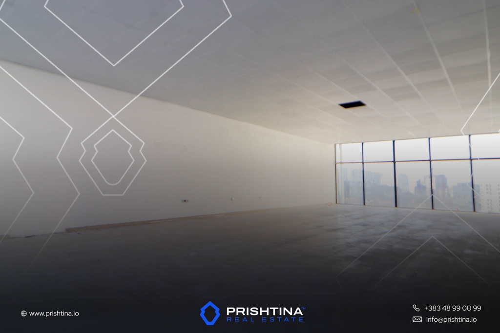 Locale commerciale in vendita 116,72m² su rruga c (3)