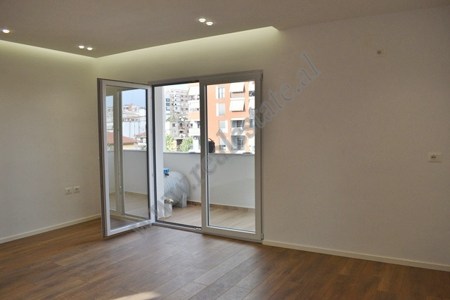 Zweizimmerwohnung zum verkauf in der haxhi hysen dalliu straße in Tirana, albanien (3)