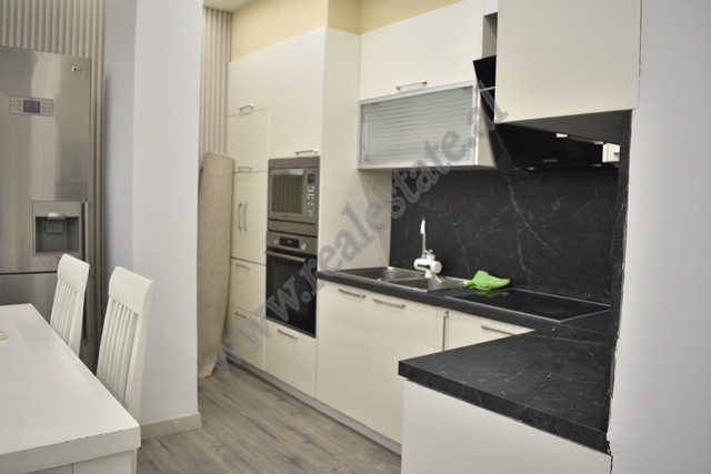 Drei-zimmer-wohnung zur miete im don bosko-viertel in Tirana, albanien (5)