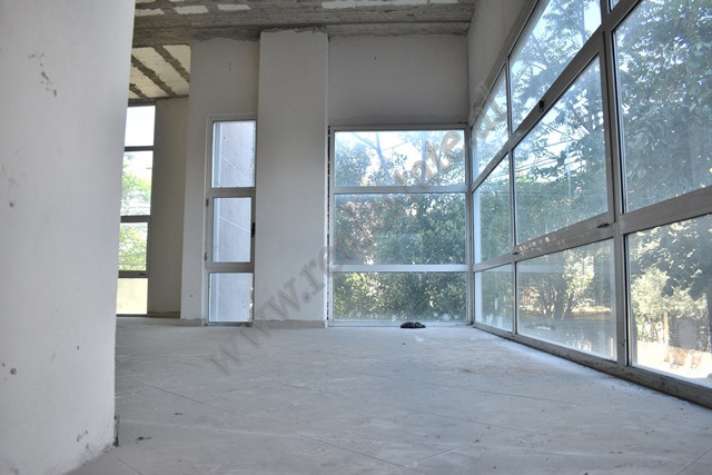 Store for sale near american 2 hospital in Tirana, albania (2)