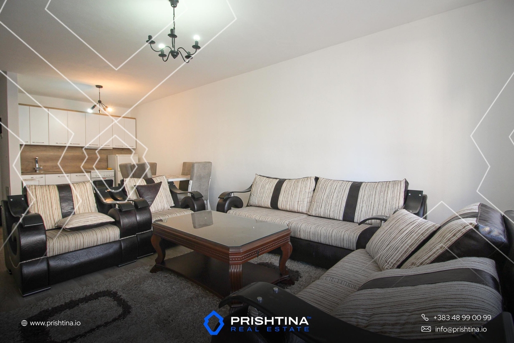 Wohnung zu verkaufen 85m² in fushëkosovë!
