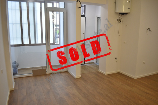 Appartement studio à vendre près du quartier Komuna e Parisit à Tirana, albanie