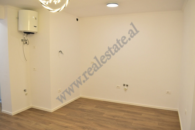 Appartement studio à vendre près du quartier Komuna e Parisit à Tirana, albanie (2)