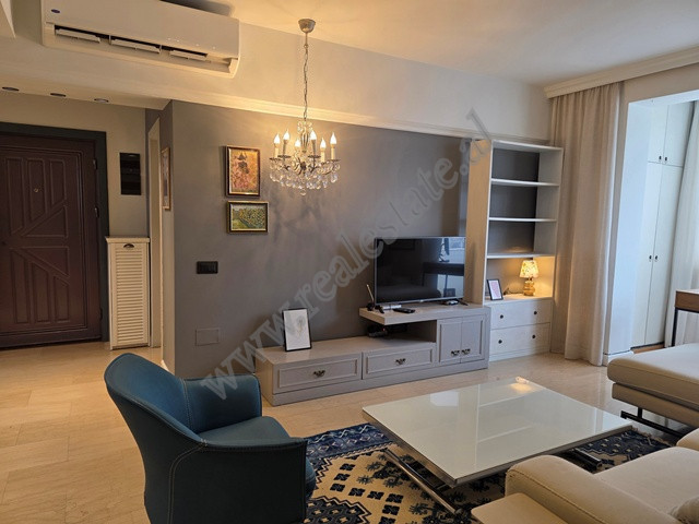 Drei-zimmer-wohnung zur miete in der nähe der polnischen botschaft in Tirana, albanien (3)
