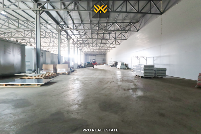 Armazém de 1050m² para #aluguel em preoc