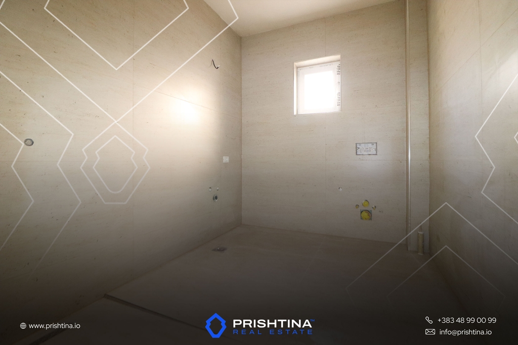 House for rent 510m² in muhaxherëve neighborhood