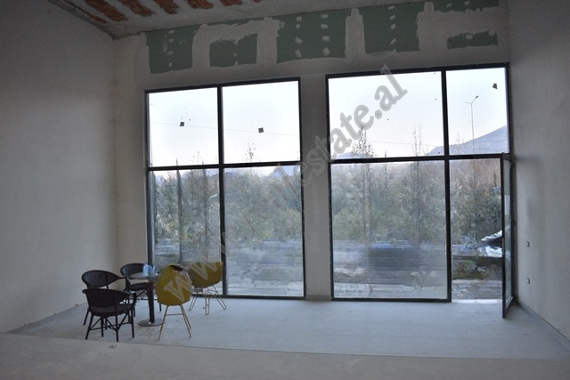Store for rent in dry lake area in Tirana, albania (7)