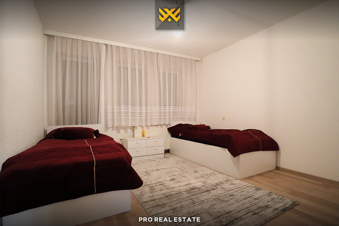 Shtëpi 700m² në #shitje në medrese. (4)