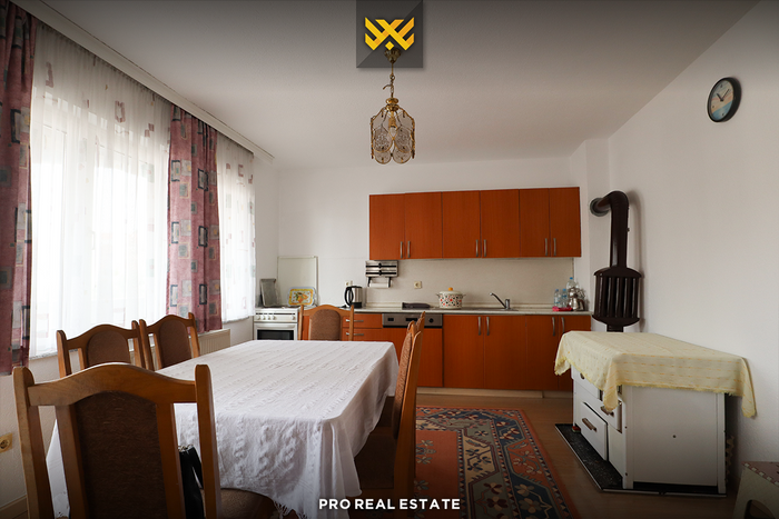 Shtëpi 700m² në #shitje në medrese. (7)