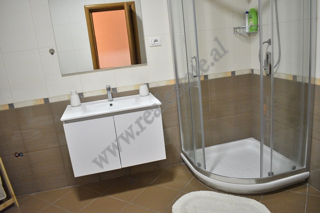 Appartement une chambre à louer près du centre de Tirana, albanie