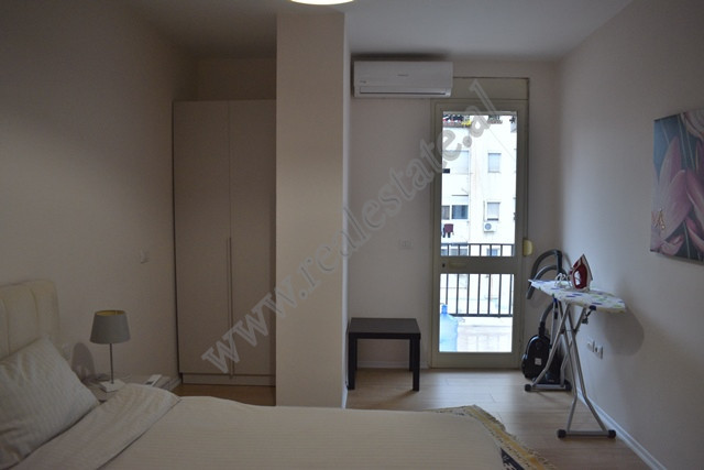 Appartement une chambre à louer près du centre de Tirana, albanie