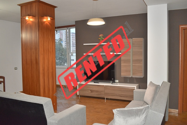 Appartement de trois chambres à louer dans la rue dritan hoxha à Tirana, albanie