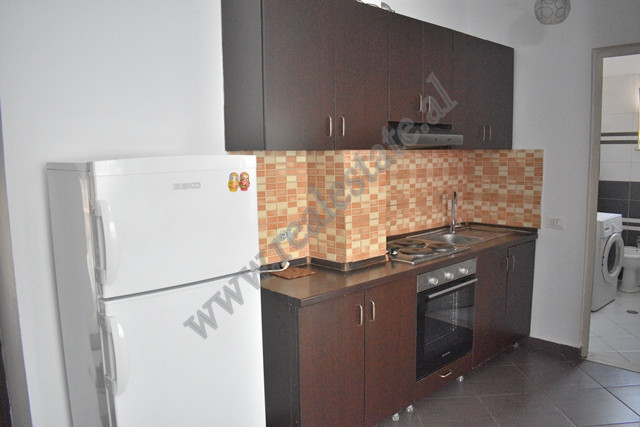 One bedroom apartment for rent in mine peza street in Tirana, albania (5)