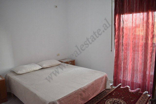 One bedroom apartment for rent in mine peza street in Tirana, albania (6)