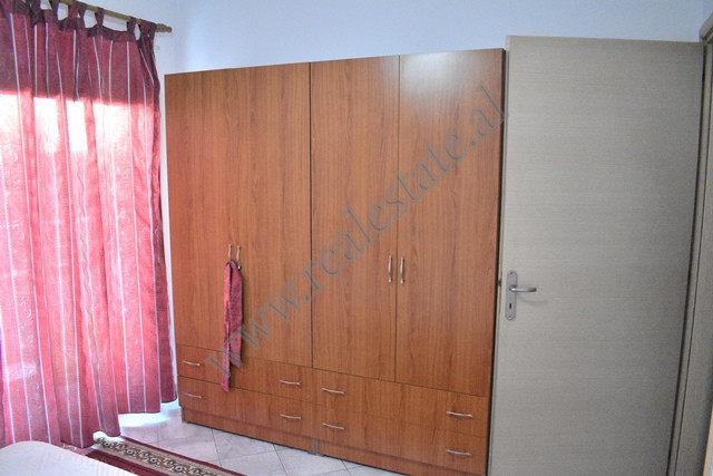 One bedroom apartment for rent in mine peza street in Tirana, albania (7)