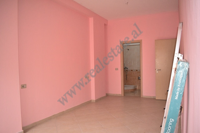 Office space for rent at komuna parisit area, in Tirana, albania (6)