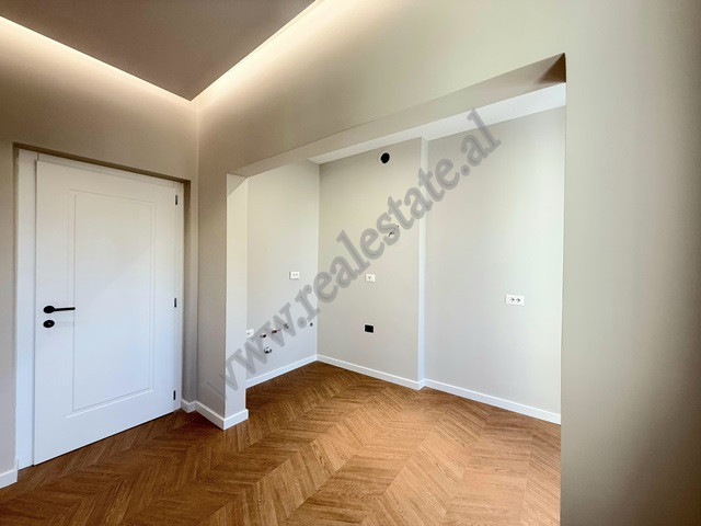 Apartament me dy dhoma gjumi për shitje në zonën myslym shyri, në Tiranë, shqipëri