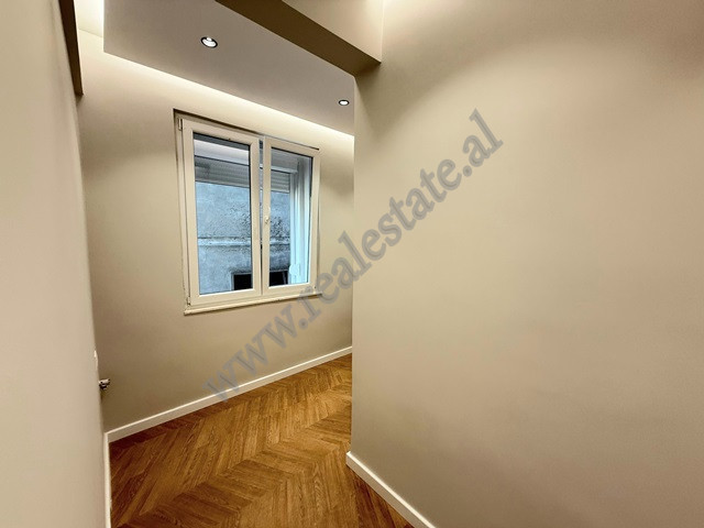 Apartament me dy dhoma gjumi për shitje në zonën myslym shyri, në Tiranë, shqipëri