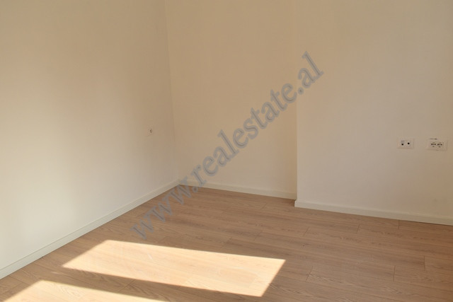 Appartement une chambre à vendre dans la rue margarita tutulani, à Tirana, albanie