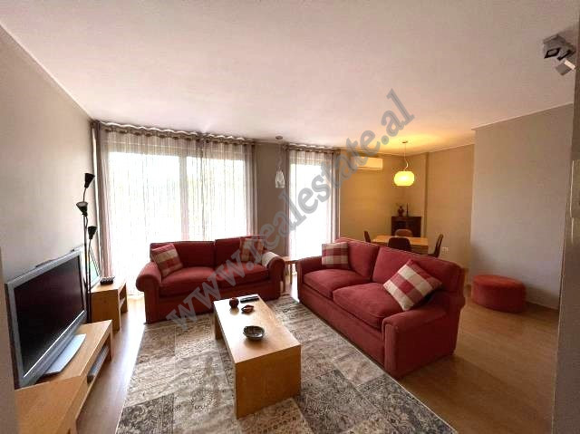 Apartament me një dhomë gjumi për qira në rrugën faik konica në Tiranë, shqipëri