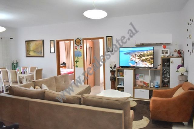 Apartament me dy dhoma gjumi për shitje në zonën don bosko në Tiranë, shqipëri