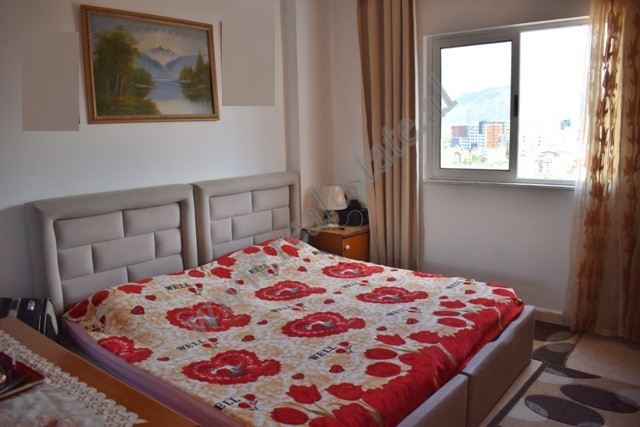 Apartament me dy dhoma gjumi për shitje në zonën don bosko në Tiranë, shqipëri (6)