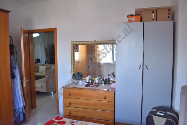 Apartament me dy dhoma gjumi për shitje në zonën don bosko në Tiranë, shqipëri (7)