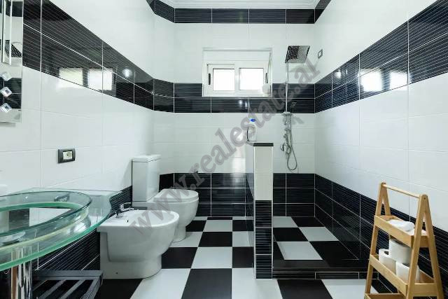 Villa moderne à vendre dans la zone de shiroka à shkoder, albanie
