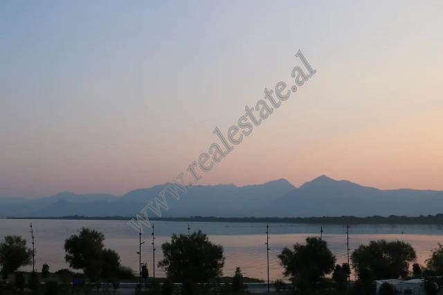 Villa moderne à vendre dans la zone de shiroka à shkoder, albanie
