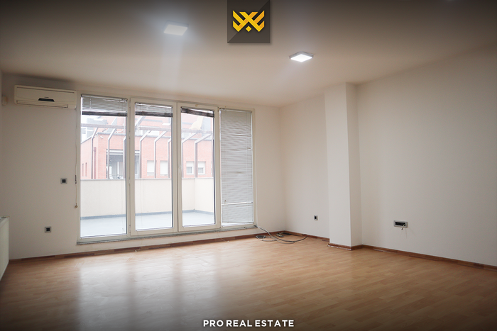 Apartamento duplex 115m² + 26m² para #venda em lagjen e spitalit.