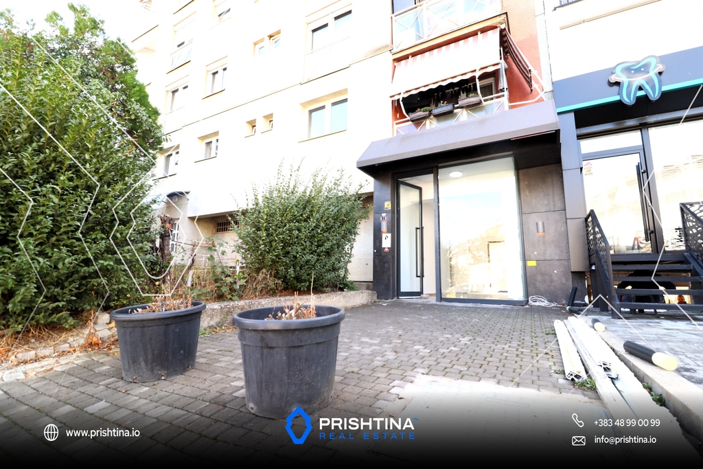 Local en venta 46.5m² en ulpianë