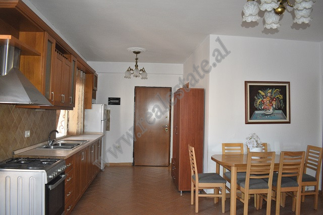 Zwei-zimmer-wohnung zum verkauf im selvia-gebiet in Tirana, albanien (3)