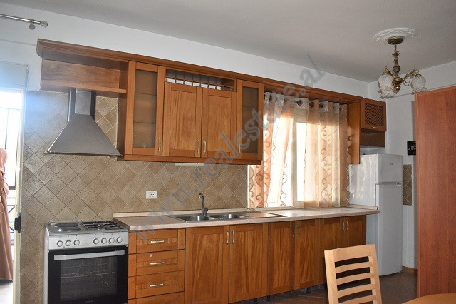 Zwei-zimmer-wohnung zum verkauf im selvia-gebiet in Tirana, albanien (4)